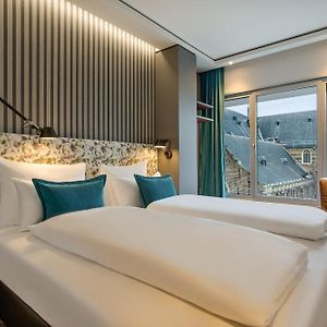 Kamer met een Queen Size Bed